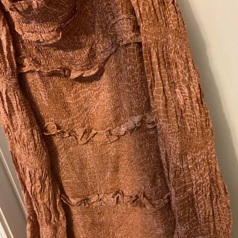 Off the shoulder dress NWOT - Picture 3 of 3